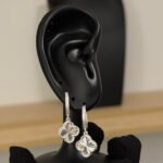 ARETES VAN CLEEF DE PLATA