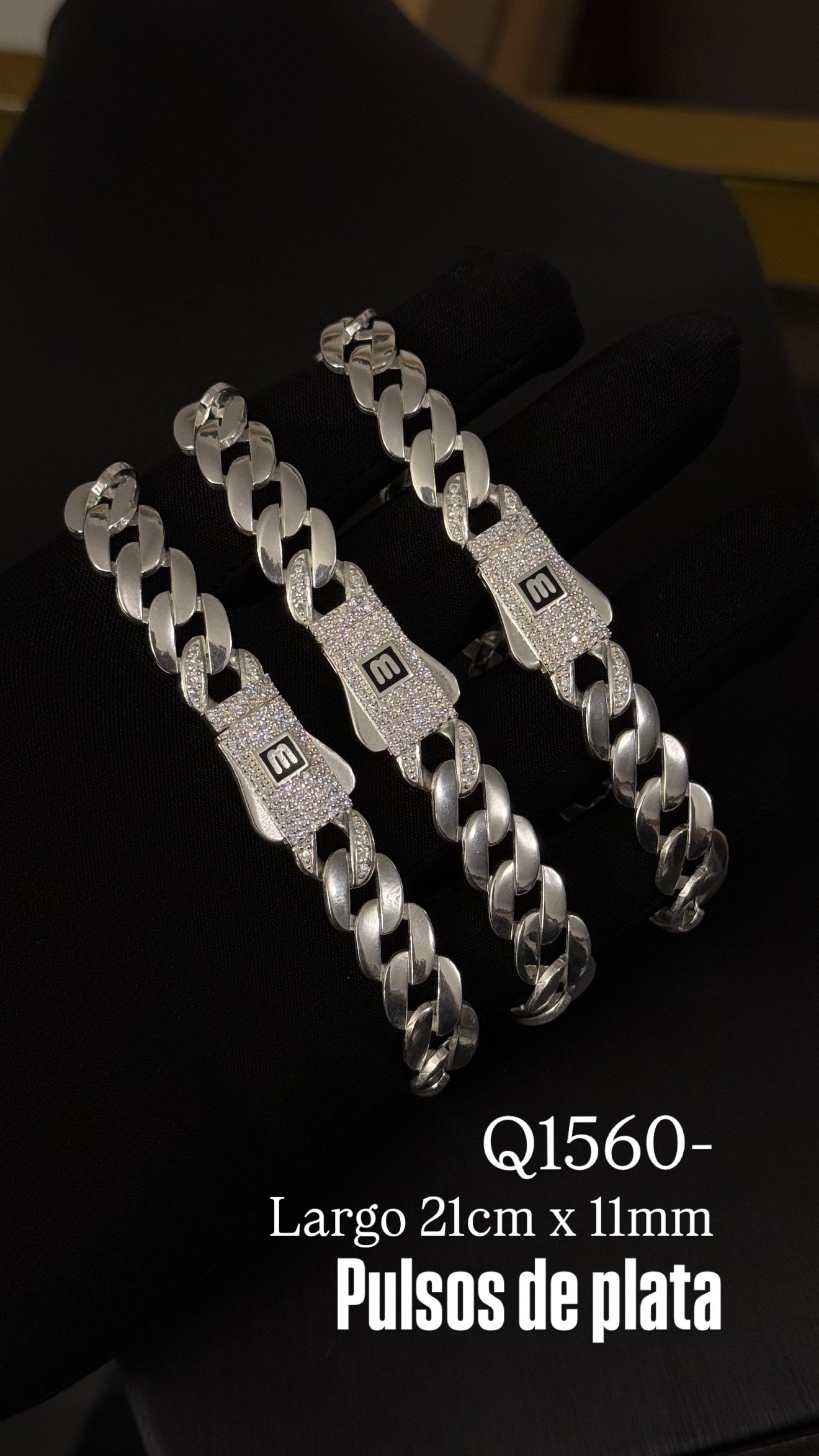 A30FB96D-374B-4CBD-AB92-45DC2C660346 PULSOS TIPO MONACO DE PLATA925 - Image 1