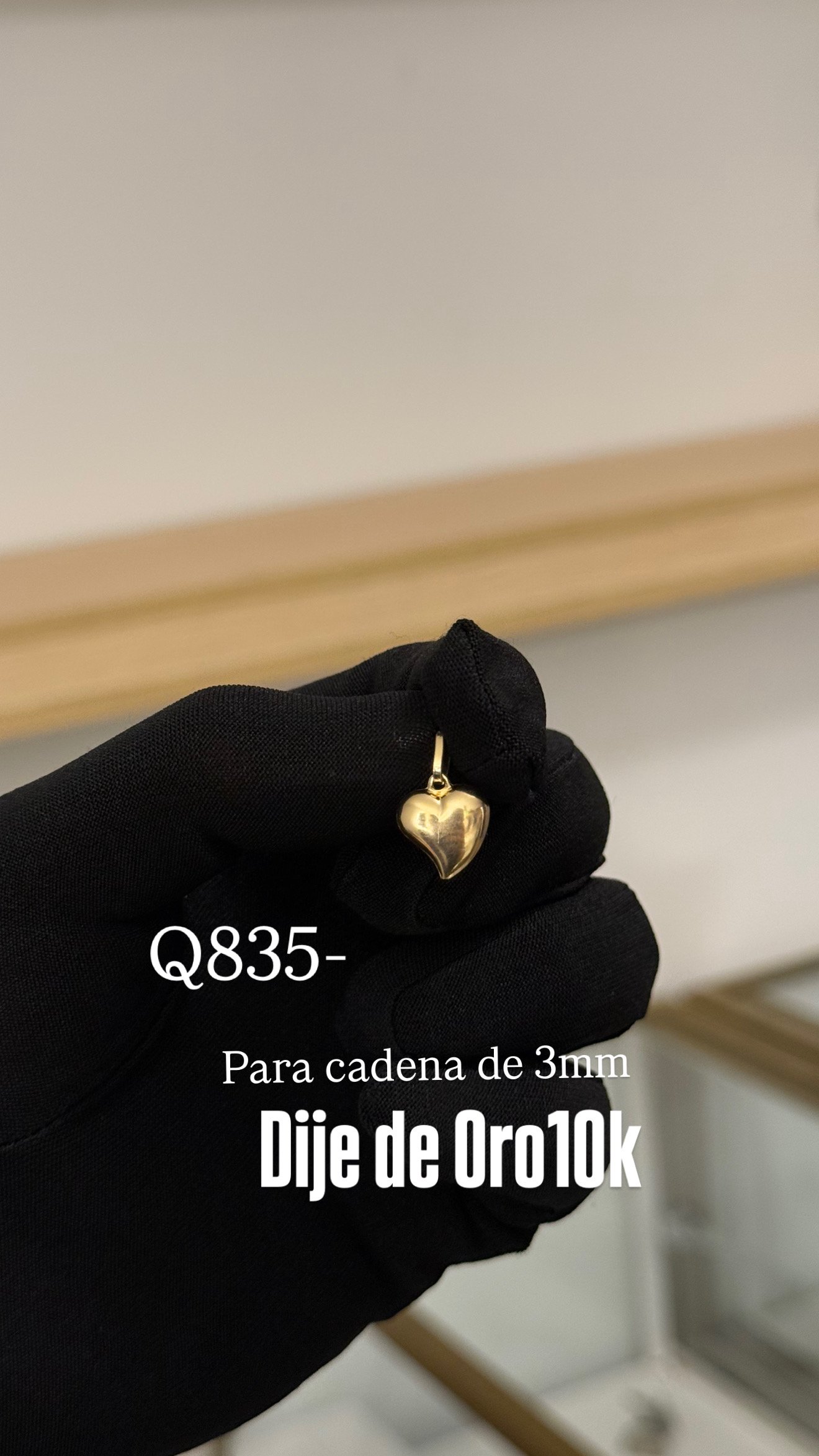 5933B4B5-C024-452C-AB54-3E3C4472B4E1 Dije de Oro10k Corazón minimalista - Image 1