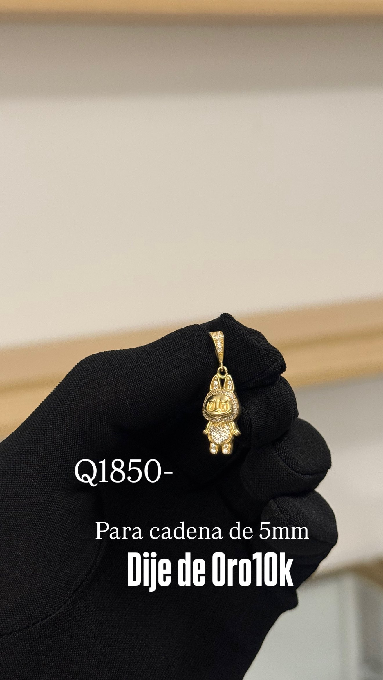 9179CBA4-7DF5-4704-BA5B-C7B7CA9AC70D Dije de Oro10k De Labubu - Image 1